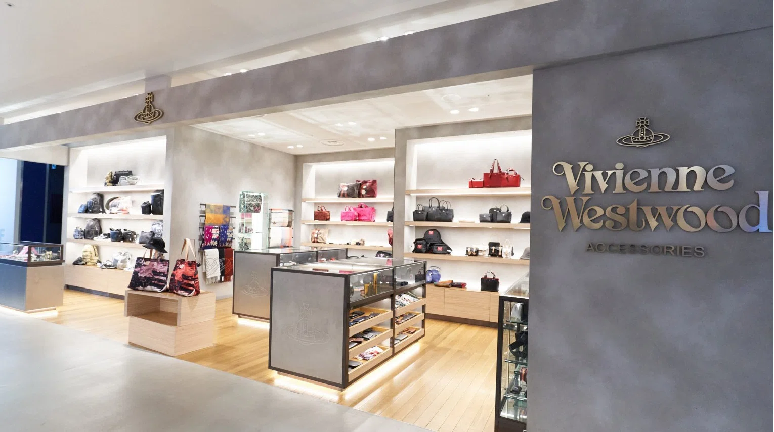 Banner 1 - Vivienne Westwood Canada