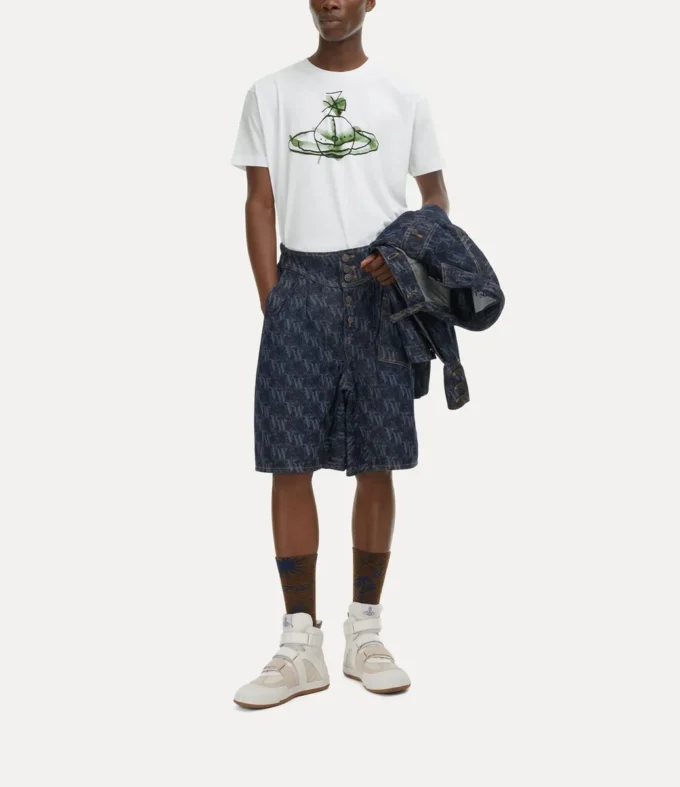 Classic T-shirt Classic T-shirt