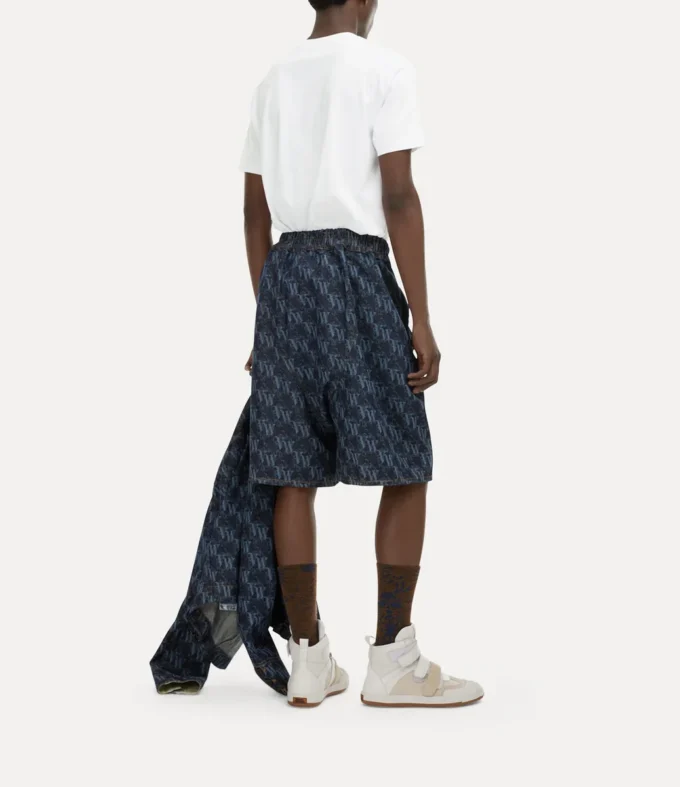 Classic T-shirt Classic T-shirt