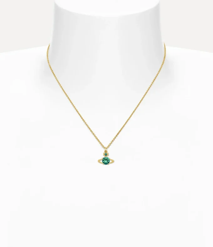 Reina Pendant Necklace Reina Pendant Necklace