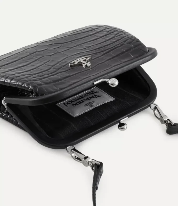 Vivienne’s Clutch Vivienne’s Clutch